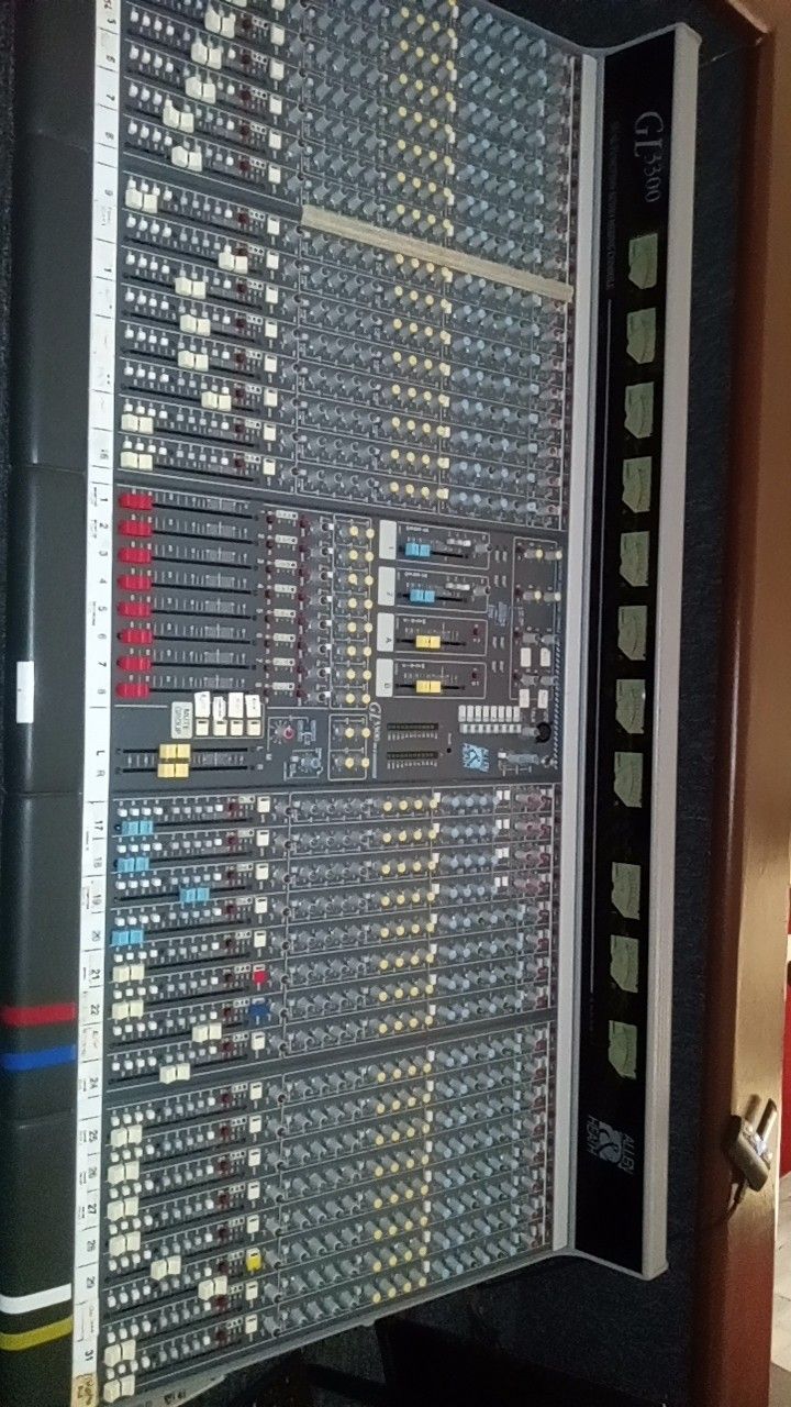 Gl 3300 Soundboard 32 Channels