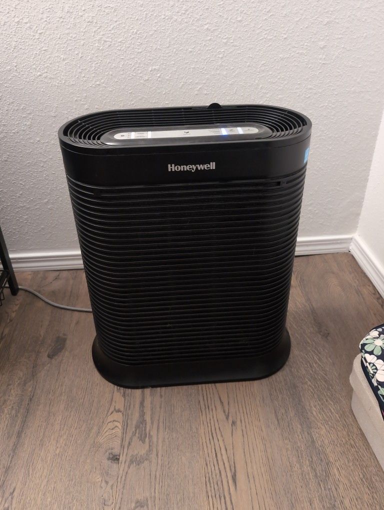 Honeywell HPA300 HEPA Air Purifier For Extra Large Rooms