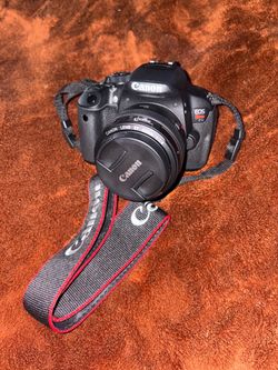 Canon EOS Rebel T7i