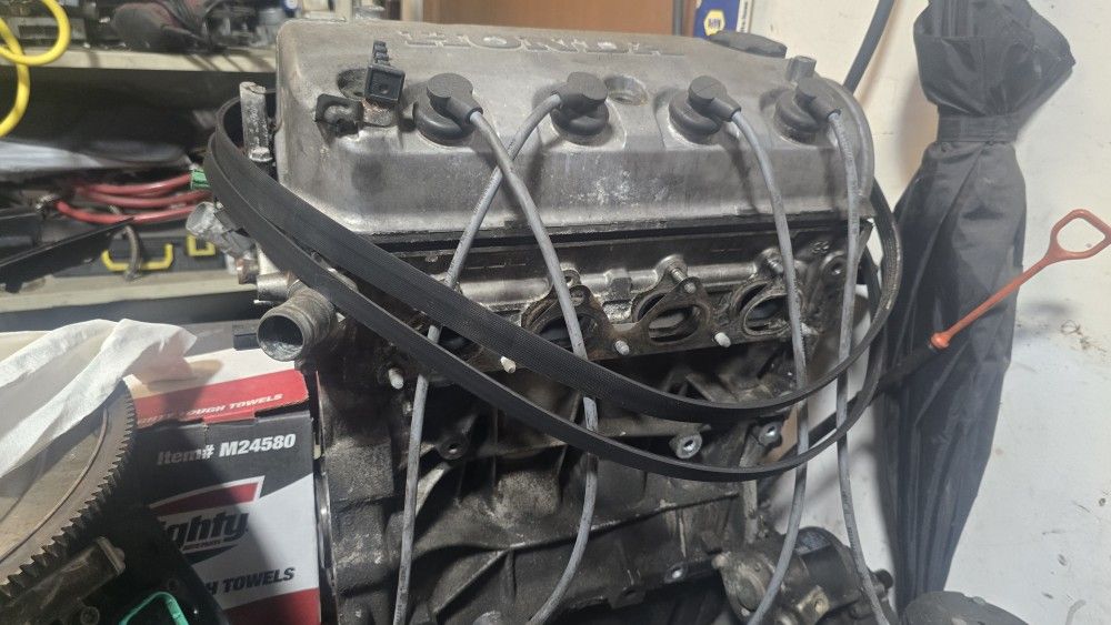 D16Y8 Engine