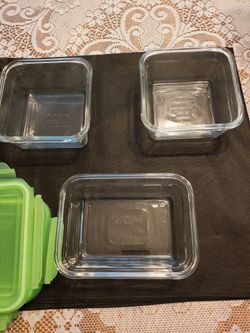 Glass snap ware with lids