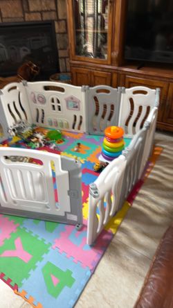 Baby playpen
