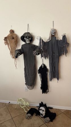 Halloween decor bundle