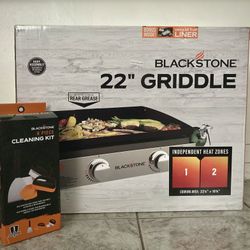 Blackstone Griddle Original 22” 2-Burner Tabletop Propane Gas Commercial Style Flat Top Griddle w/ 8-piece Cleaning Kit