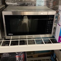 Panasonic 1.3CF Microwave 