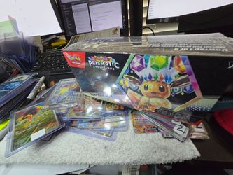 Prismatic Evolutions Surprise Box