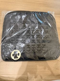 🔥 Heated Seat Cushion – Plug-In Seat Warmer Pad (New in Package)