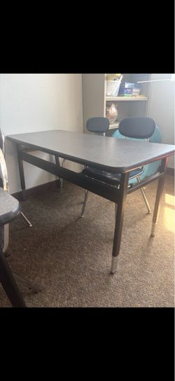 8 school desks