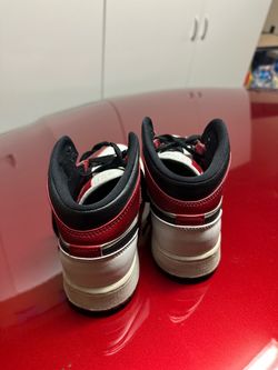 Air Jordan 1 High Red Black White Sneakers