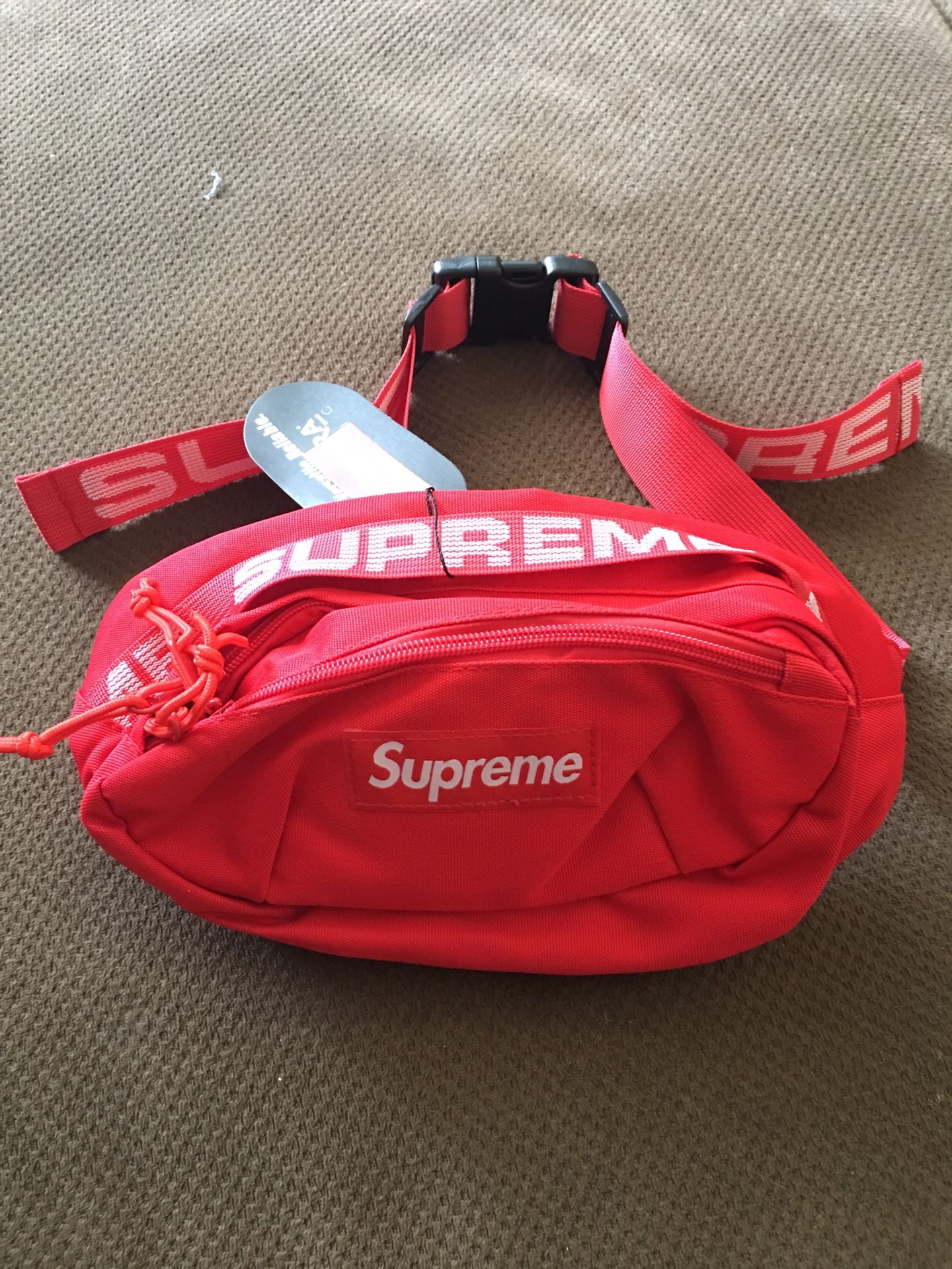 Supreme Fanny Pack Shoulder Bag Red for Sale in Wilmington, NC - OfferUp