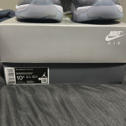 Jordan coolgrey 11 size 10.5