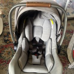 Nuna Car seat
