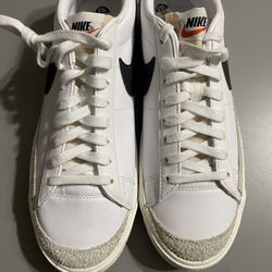 Men’s Nike Shoes Size 10.5