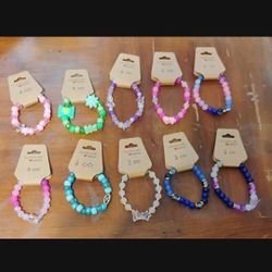 Bracelets Real Pretty Hand Made Message Me For Any Questions 