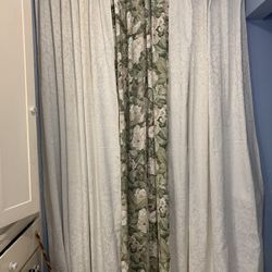 Elegantes Cortinas 92”x 55” , 86”x 26
