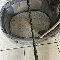 Baby Bassinet. Clean