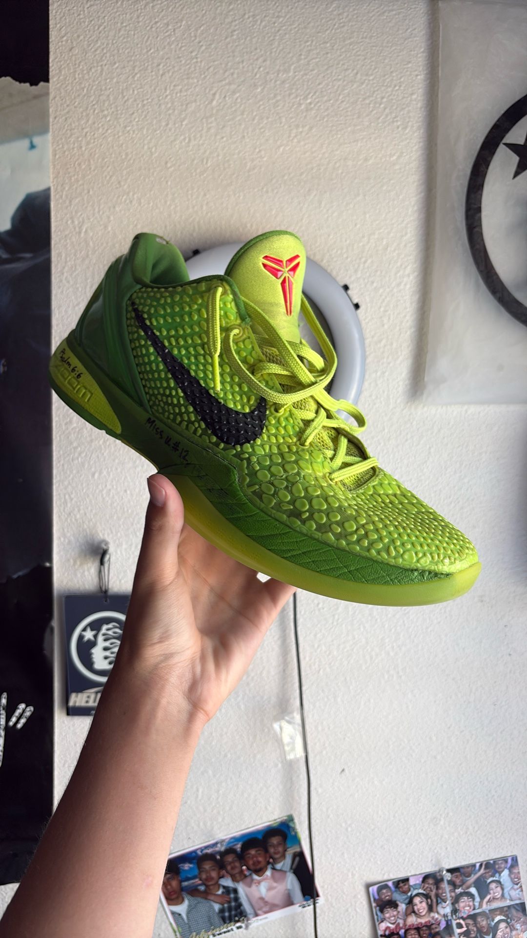 Kobe 6 Grinch