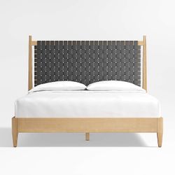 BRAND NEW Crate & Barrel King Bed