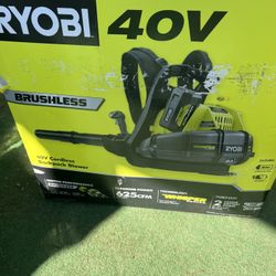 RYOBI 40V Whisper Series 145 MPH 625 CFM Cordless Battery Backpack Leaf Blower with 5.0 Ah Battery and Charger