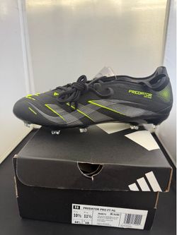 Adidas Predator Pro size 10.5 soccer cleats