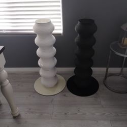 Furry Tail Gats Stand 