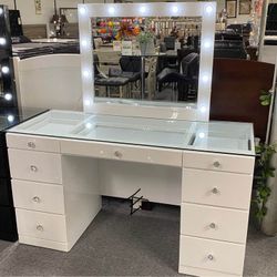 White Vanity $10 Down Payment And Financing Available