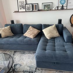 Article Sven Sofa In Good Condition !