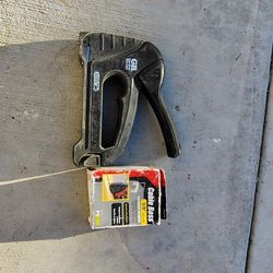 Cable Stapler 