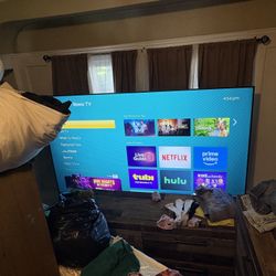 85in Hisense Roku Tv