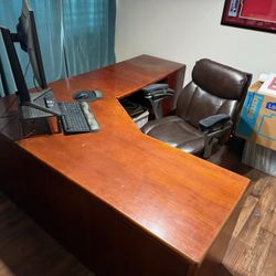 Large Oversized Wood Desk W/Chair