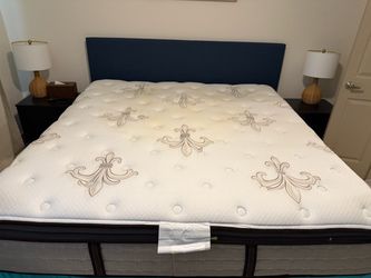 King Size Pillow Top Mattress Sealy. Frame and headboard