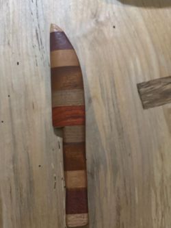 Wooden display kitchenware