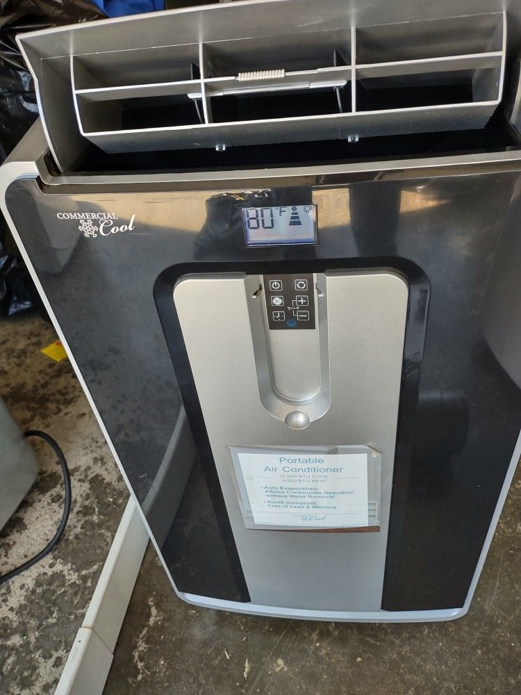 Commercial Cool 10000 BTU Portable AC for Sale in Maple Valley, WA