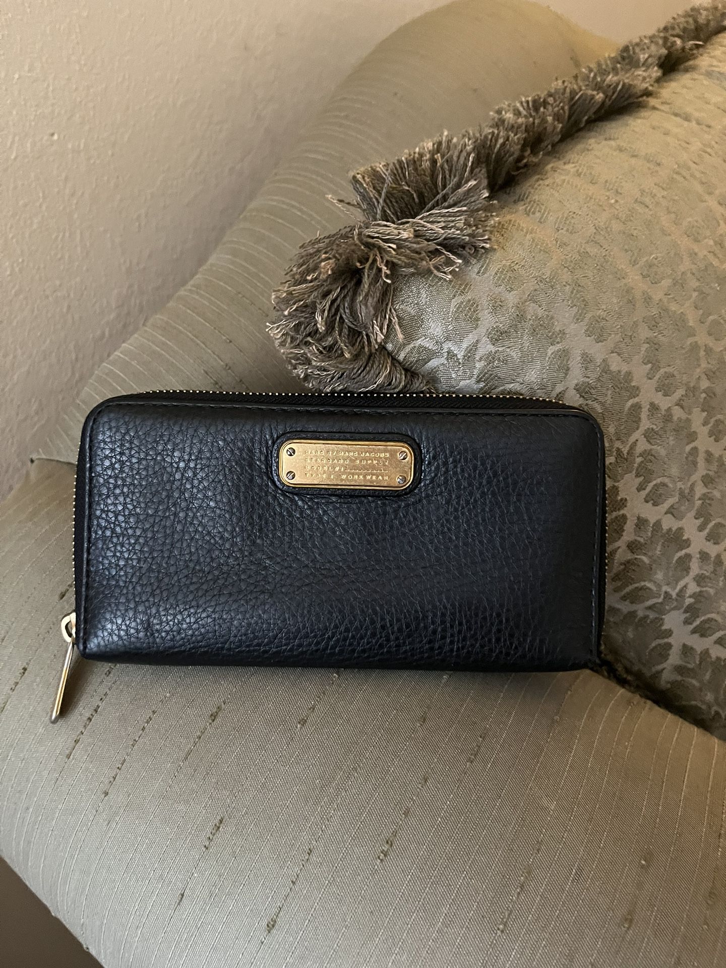 Marc Jacobs Continental Wallet (Gently Used)