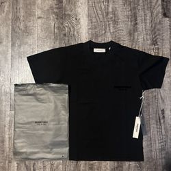 Essentials T-Shirt (NEW) 