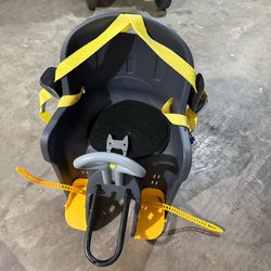 Front mount baby carrier