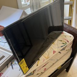 32 Inch TCL TV