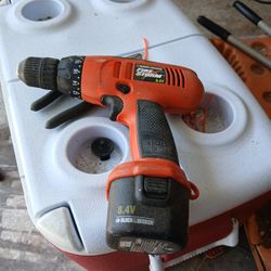 Black And Decker 8V Firestorm Cordless Drill W/battery