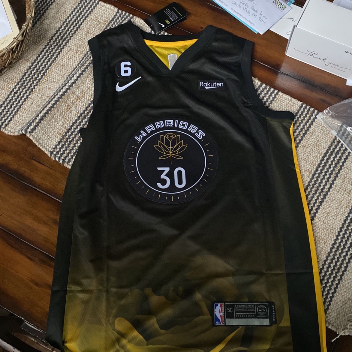 Golden State Warriors San Francisco Jersey Stephen Curry Size M for Sale in  South San Francisco, CA - OfferUp