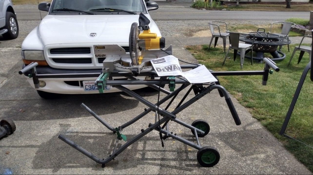 New DeWalt 12-in Chop Saw & Stand