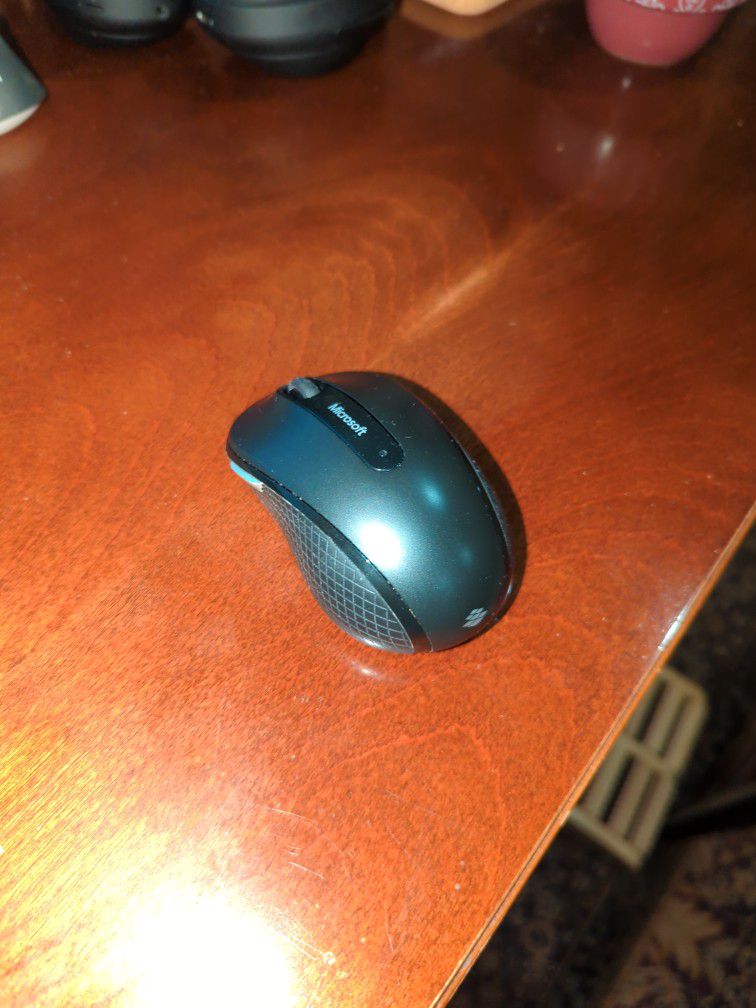 Microsoft Wireless Mouse 4000 With Nano Receiver