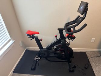 Bowflex C7 Indoor Cycling Bike 7” HD Screen