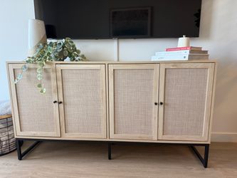 Selling my light wood desk with built-in storage in like-new condition. No damage or noticeable wear. Originally purchased from Wayfair for $369 and