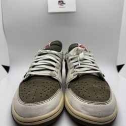 Jordan 1 Low Travis Scott Medium Olive Size 8