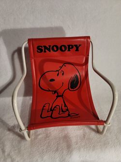 Snops 1958 red chair