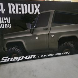 TRAXXAS Snapon 1984 C10 REDUX LIMITED EDITION  RC Mud Truck