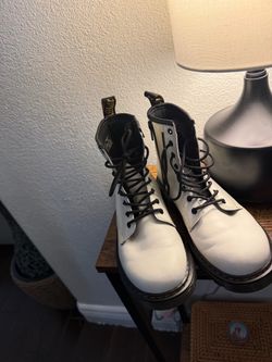 USED AirWair White Boot