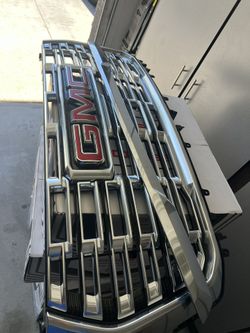 2025 Yukon OEM CHROME GRILL