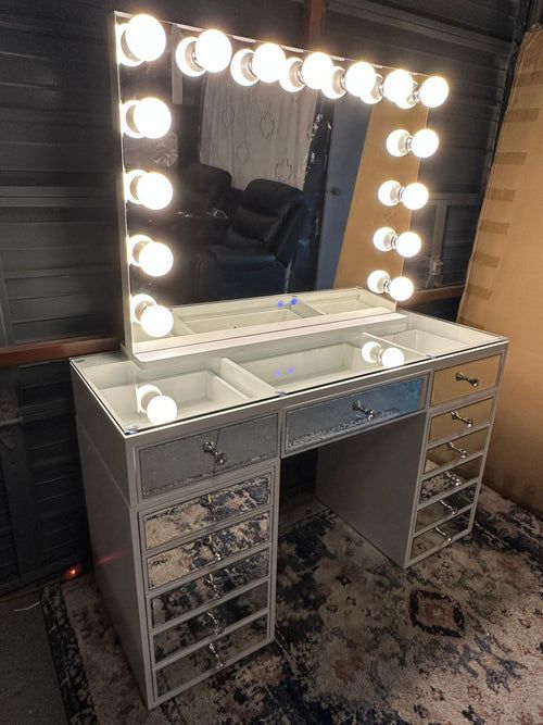 $599 Hollywood Vanity W/Bluetooth Speakers and Charging Ports Brand New In Box