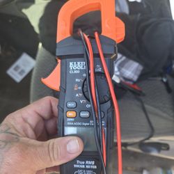 Klein CL800 Clamp Meter